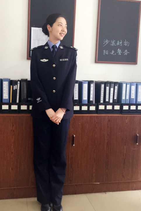 你不曾见过的长沙女警0202蓝色制服的背后还有诗和远方