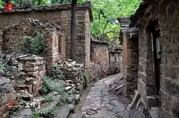 【微旅游】走进太行山写生基地---林州石板岩