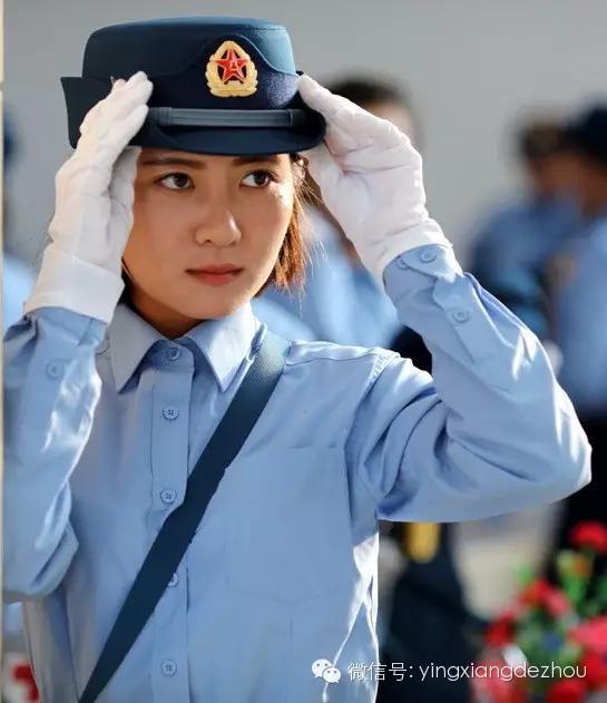 大阅兵中的女兵们