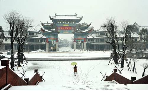 桃花源古镇里的工匠精神系列报道上续写中国古建新篇章