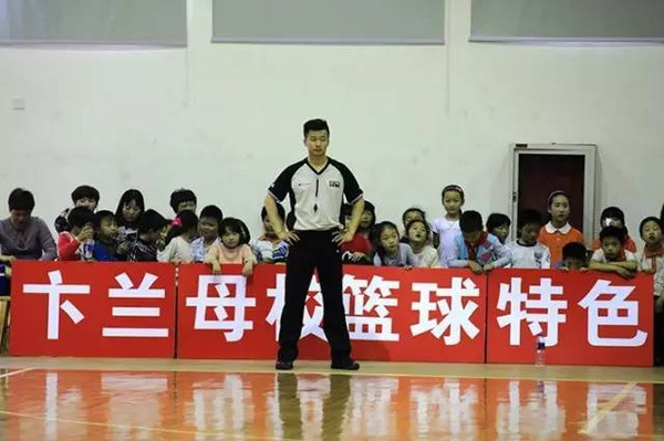 西渚镇举办国家青年女篮与江苏女篮对抗赛
