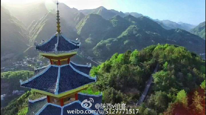 陕西旅游——走进山水镇巴 寻找梦里的苗寨小阿妹