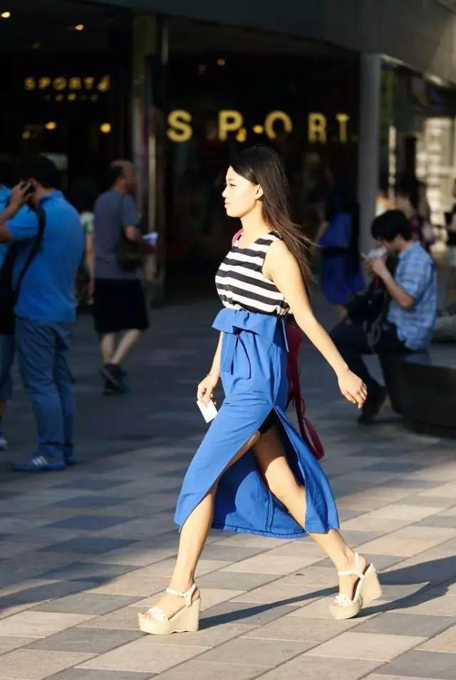 北京美女夏季街拍|北京三里屯美女街拍：街拍美女竟比女星都有气质
