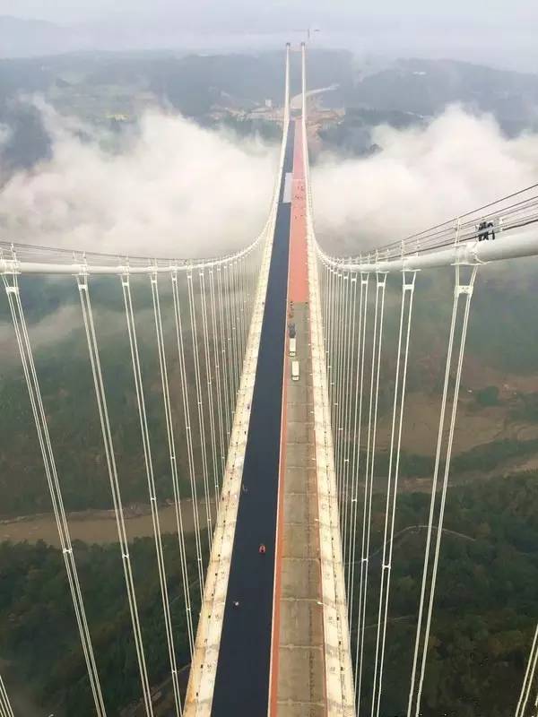 壮观!壮观!壮观!云南亚洲第一大桥,震惊了美国