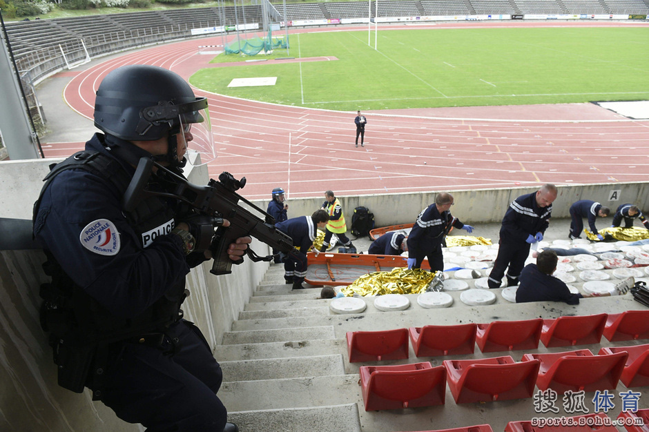 2016年4月21日,法国valence,2016欧洲杯前瞻,法国防暴警察进行恐怖