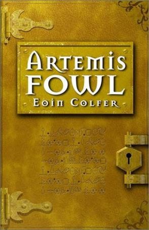 artemis fowl全书共8本,属于现代奇幻故事,讲独特的北欧奇幻,主角和