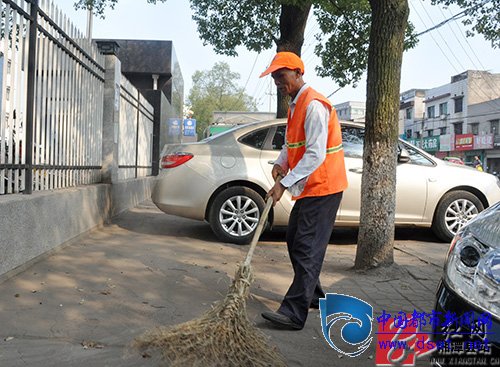 湘潭县必一体育官网环卫工人陈菊泉荣膺中国最美清洁工(图1)