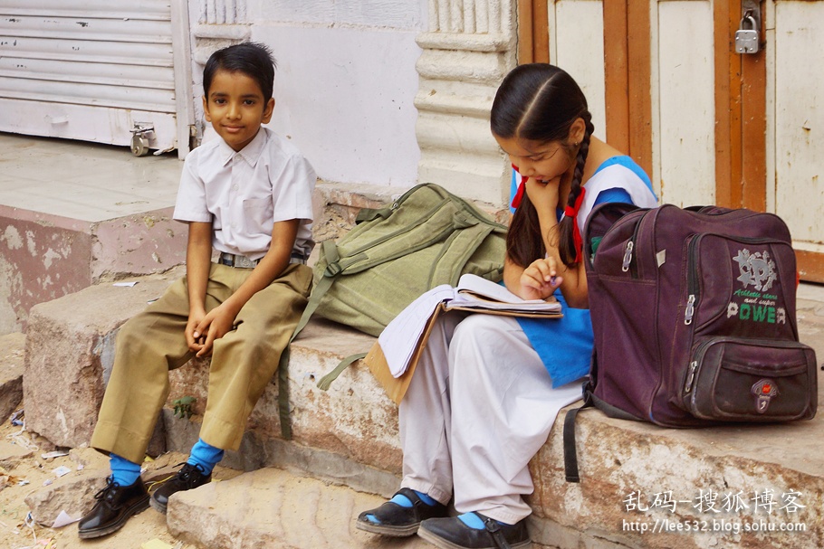 印度蓝城焦特布尔 逆天小学生作业难度远超中