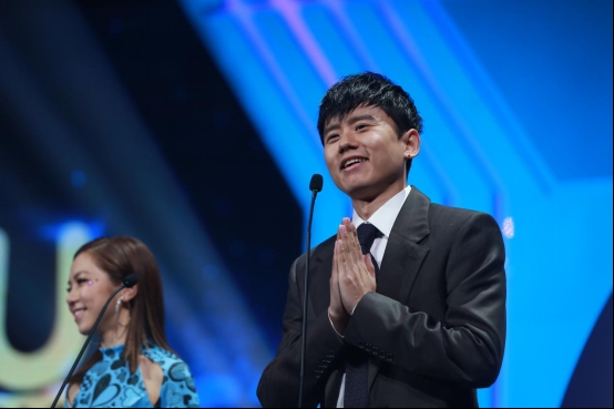 华语音乐排行榜联袂策划的全国性歌手选拔