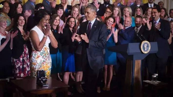 奥巴马在2016年美国国家年度教师颁奖典礼上