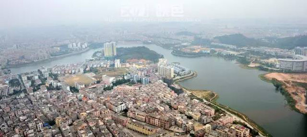 中国人口最多的镇_广西人口最多的镇
