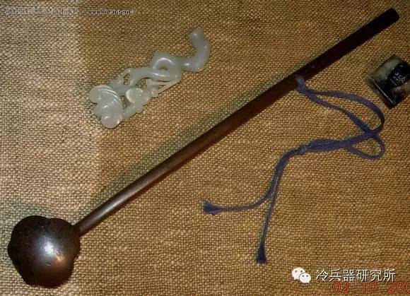 中国古代最文艺的冷兵器-铁如意