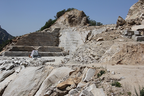 简析西安市砂石产业化运行历程:以瑞德宝尔为
