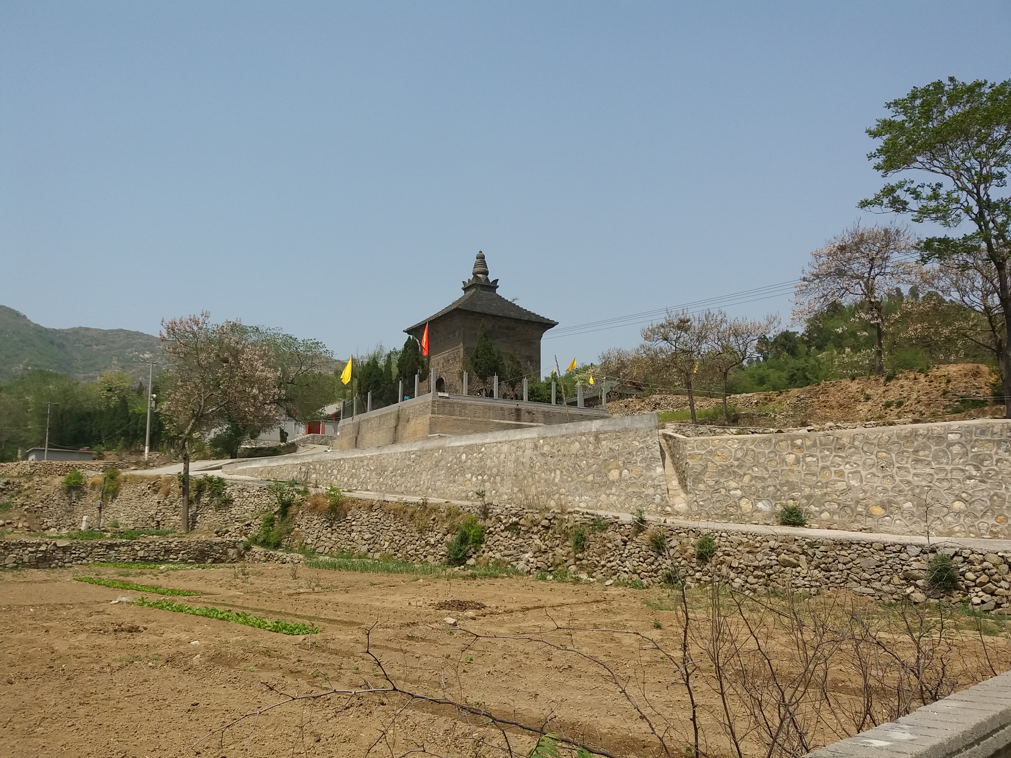 传世营造真迹之——唐修定寺塔及清凉山古村落