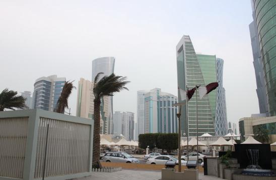 国足2-1卡塔尔_2013卡塔尔人口