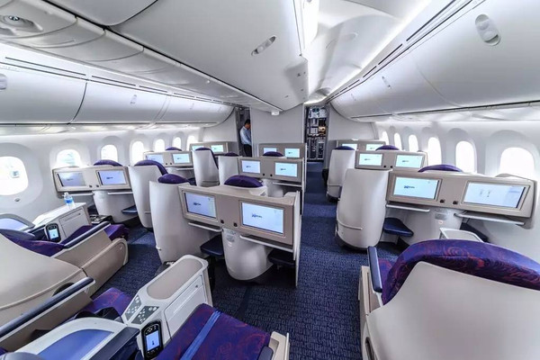 综合    国航的波音787-9客机采用了30个公务舱,34个超级经济舱和229