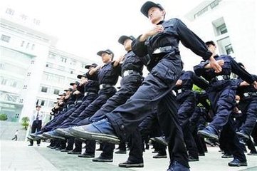 2016年信阳市平桥区招聘公安警务辅助人员12