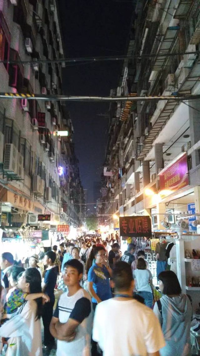 那个曾经月入过万的江汉路夜市,谁说要消失?