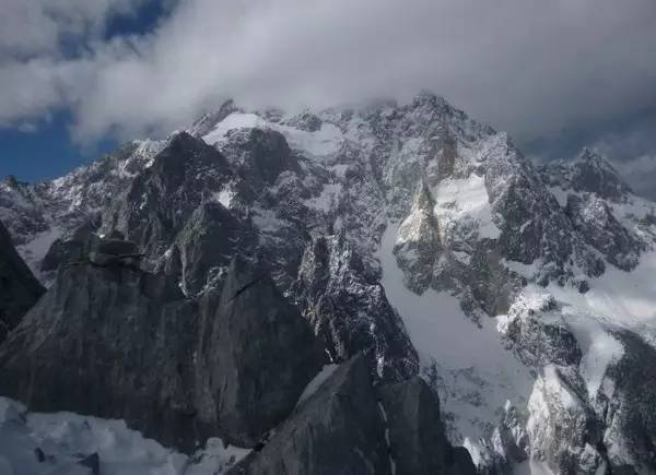 户外人都对玉龙雪山不屑一顾?那是你不会玩