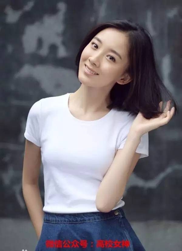 朱颜曼滋,1993年11月出生,毕业于中央戏剧学院,内地新晋女演员.