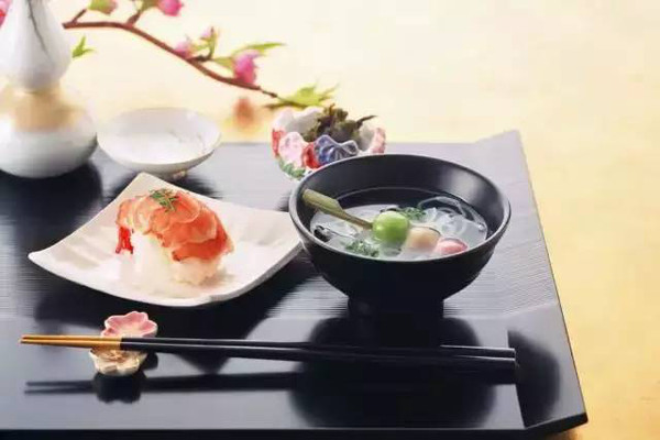 小科普?|?为什么日本人吃饭用那么多碗?