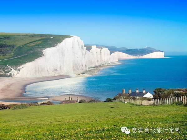 夏天到了,去英国的海边看看白崖吧!