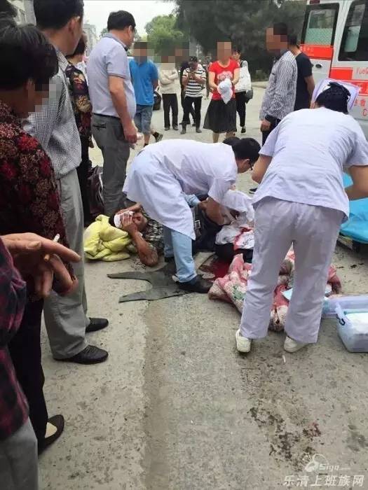 温州发生惨烈车祸!男子被工程车碾断了腿