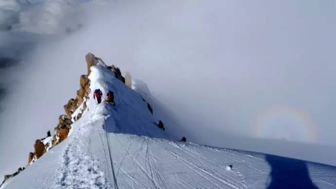 雀儿山攀登攻略一座不可错过的雪山