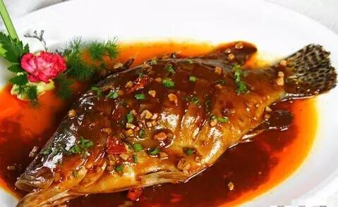 一道来自安徽特色菜之臭鳜鱼,据说好吃到爆表!