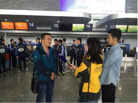 迈途国旅包机赞助珂缔缘足球小将赴韩国集训 