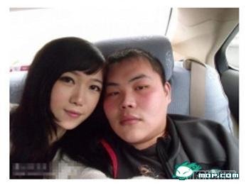 为什么总是美女配丑男(渣男,帅哥旁是丑女