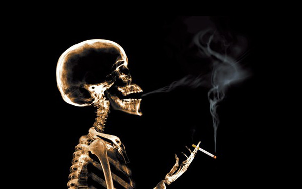 都说吸烟的男人够潇洒,可知香烟的危害有多大