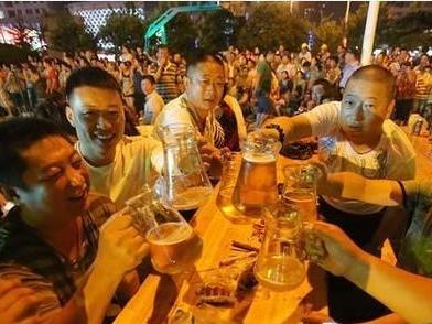 下周千稼集夜市 五万瓶啤酒免费任你喝