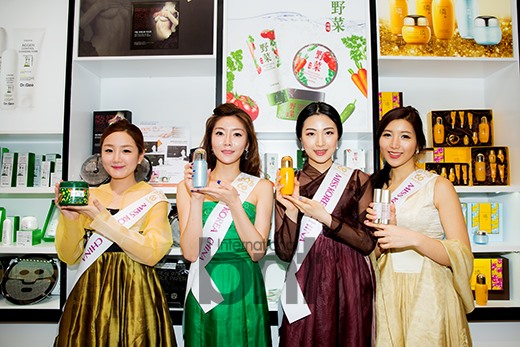 罗美化妆品参展2016中国上海国际美妆博览会