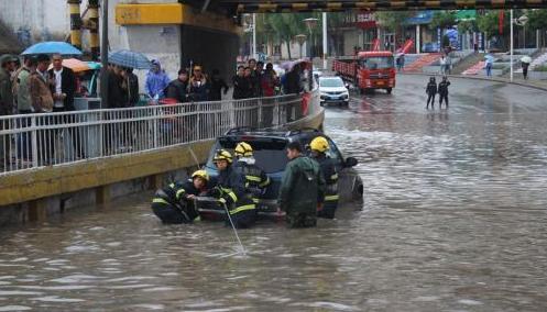 刚买的车被雨泡,买了涉水险保险公司居然不赔