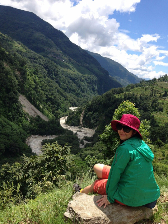 顺德美女老师辞职旅行,独自一人在尼泊尔徒步