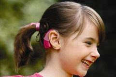 衡阳助听器:人工耳蜗与助听器有什么区别?