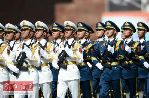 资料图片:中国人民解放军三军仪仗队