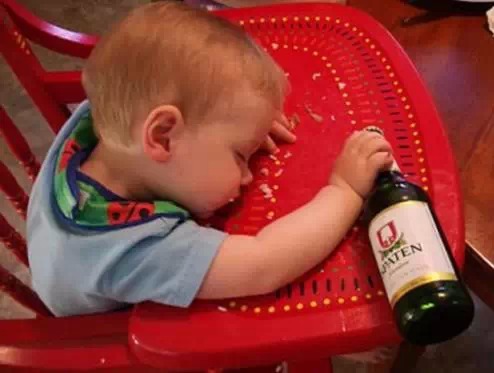 2岁男孩被灌酒,智力倒退到1岁。哪些食物是孩