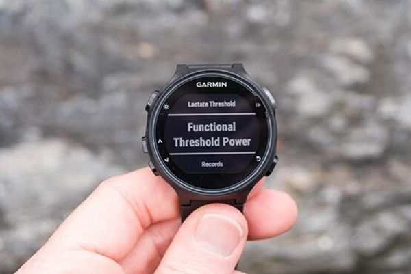 佳明推出forerunner 735xt运动智能手表