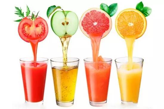 给孩子喝鲜榨果汁比水果强吗?