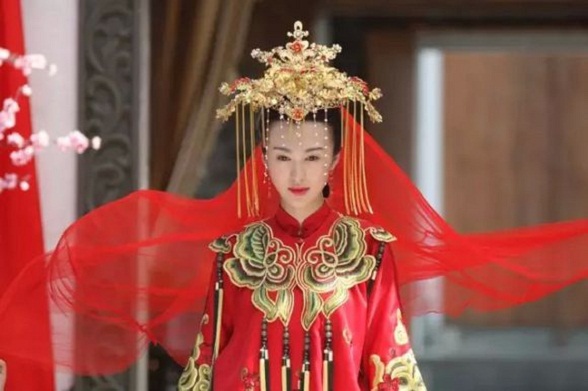 中式嫁衣背后的故事