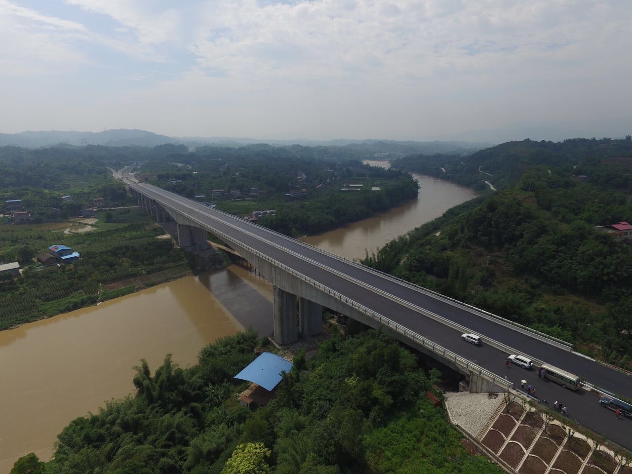 江綦高速最快国庆通车 两地车程40分钟可达