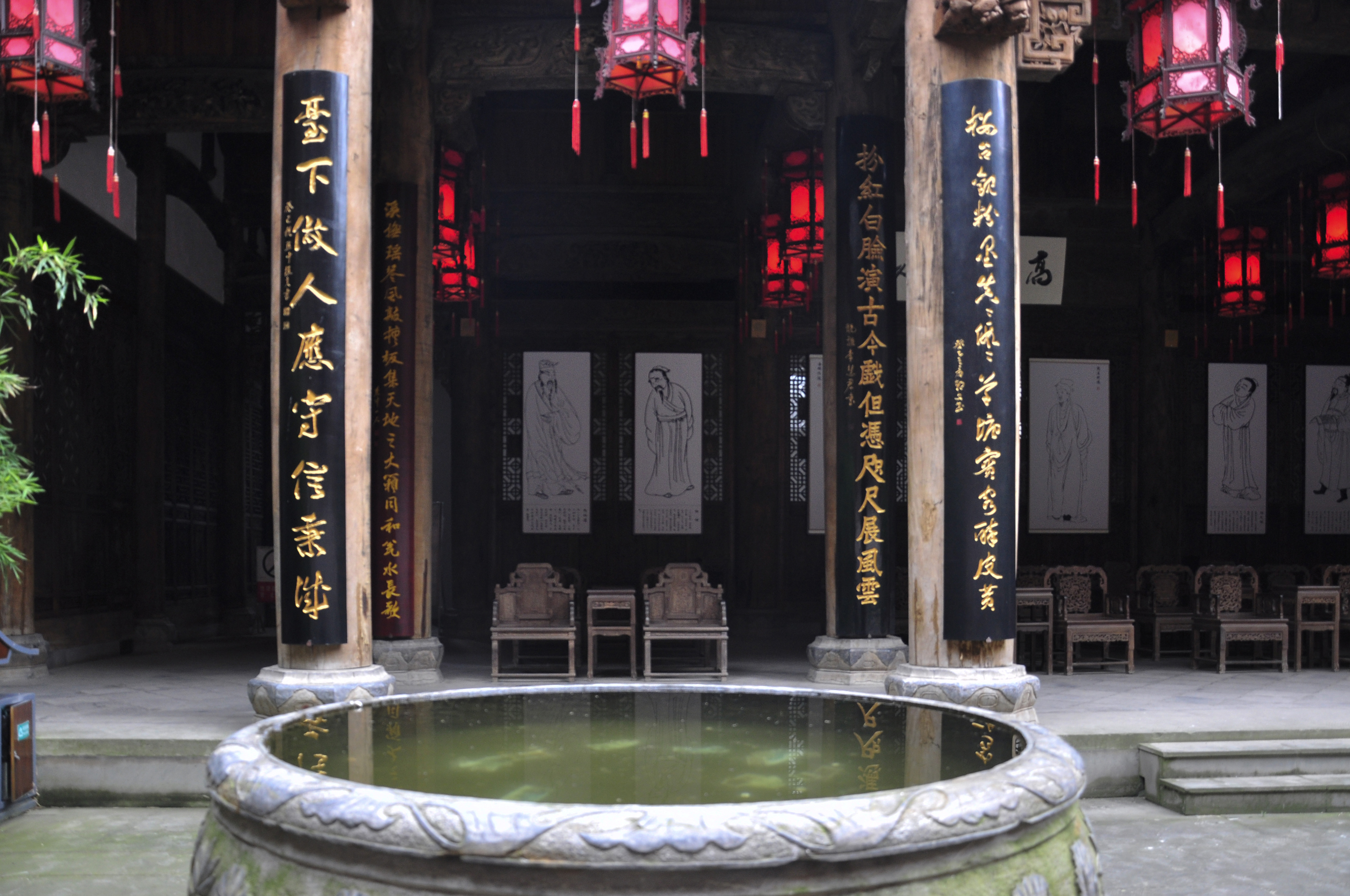 贵州瓮安世界上最大的木结构?双面大戏楼有看