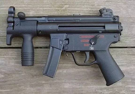 mp5k冲锋枪比利时p90冲锋枪俄罗斯pp2000冲锋枪美国m16式5.