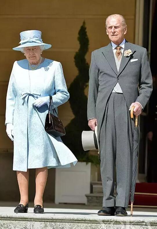 秀恩爱的最高境界:英国女王和菲利普亲王