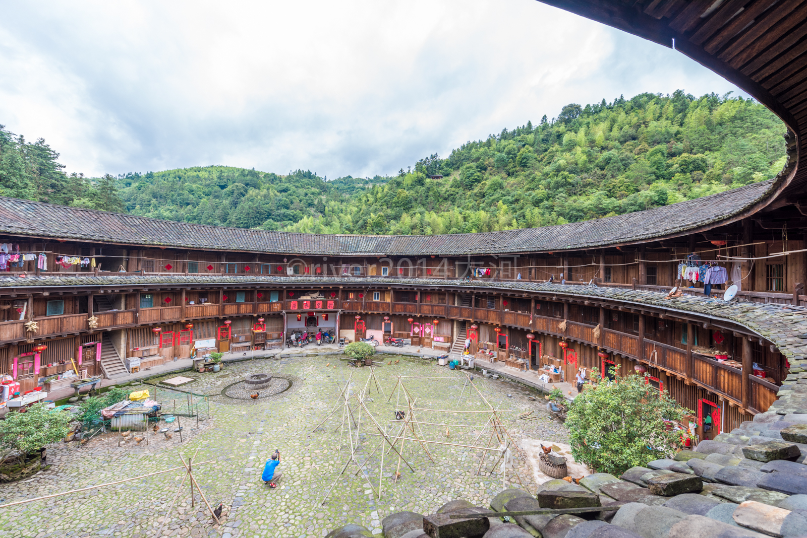 爸爸去哪儿录制地南靖河坑土楼夏天这样玩