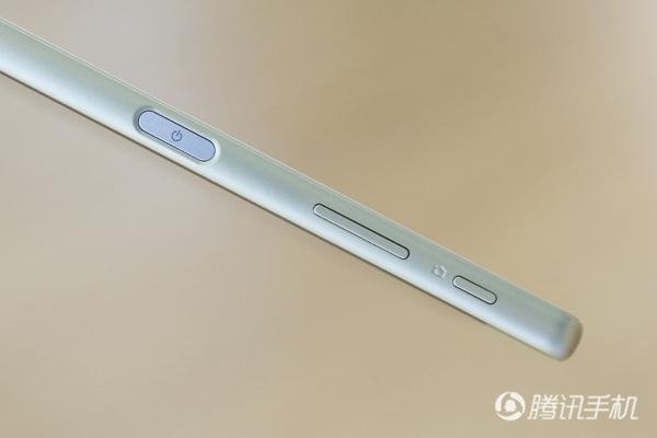 索尼Xperia X Performance评测