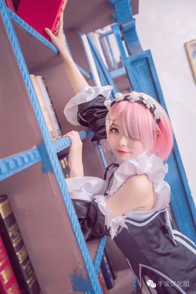 cosplay正片:白丝萝莉双子萌妹齐汇聚