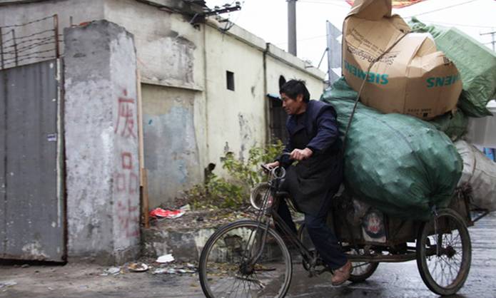 老总收破烂_收破烂图片